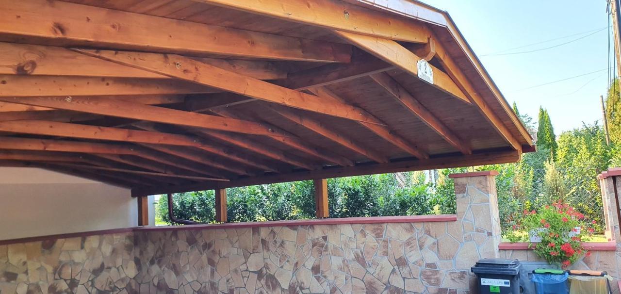 Keknefelejcs Vendeghaz Villa Zalakaros Buitenkant foto