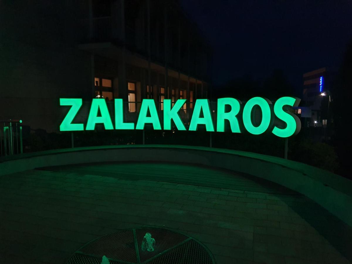 Keknefelejcs Vendeghaz Villa Zalakaros Buitenkant foto
